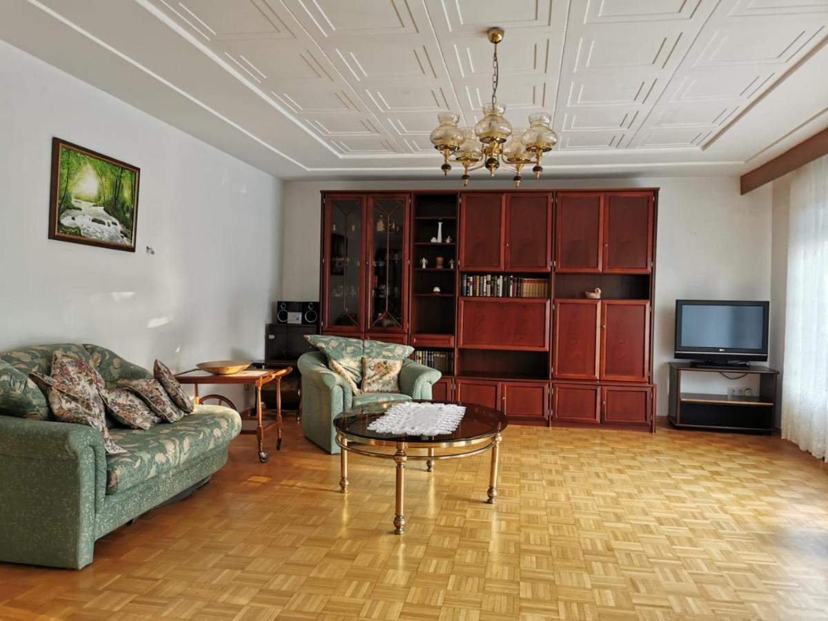 Ferienwohnung Mit Garten Pirmasens Dış mekan fotoğraf
