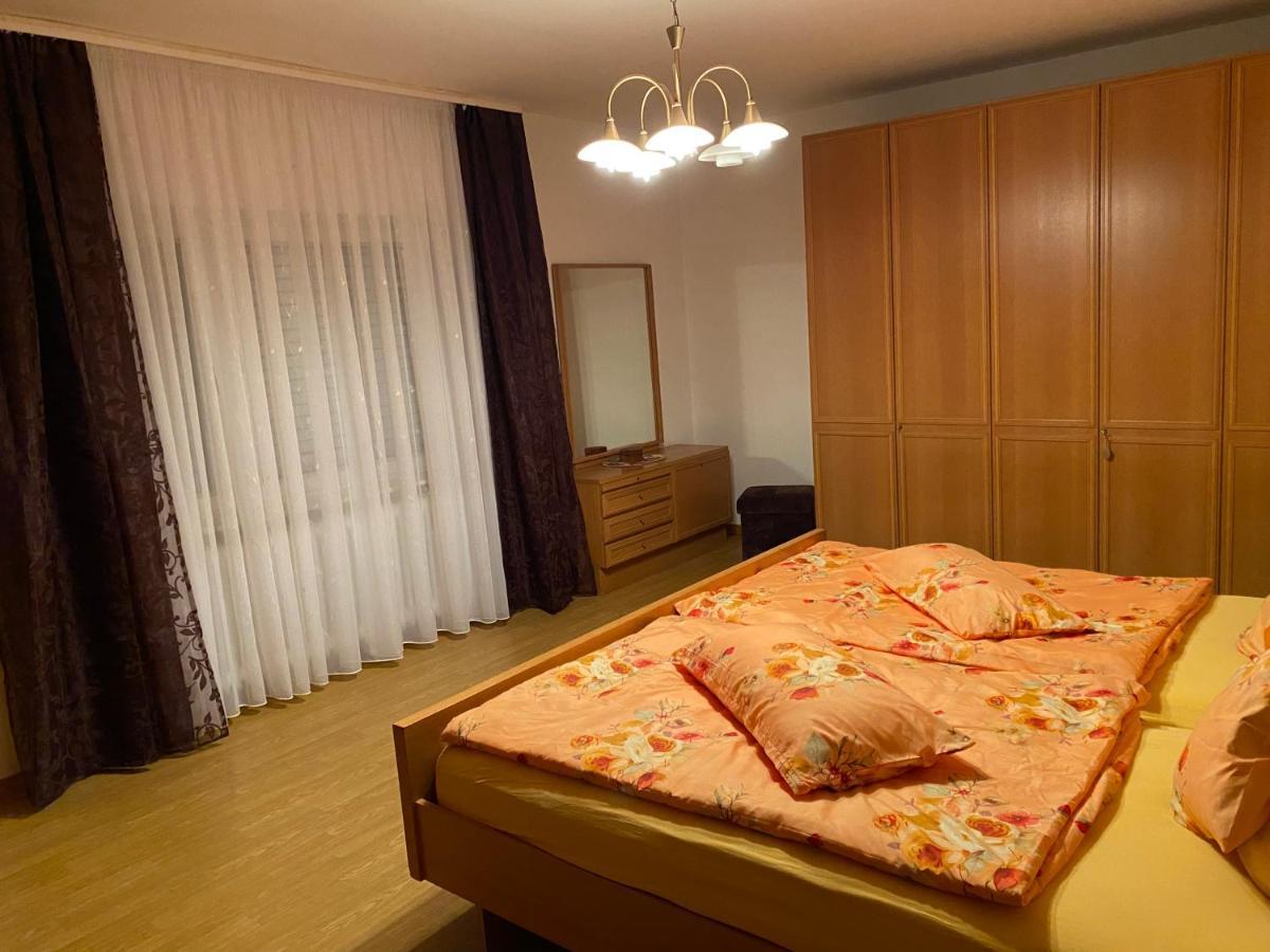 Ferienwohnung Mit Garten Pirmasens Dış mekan fotoğraf