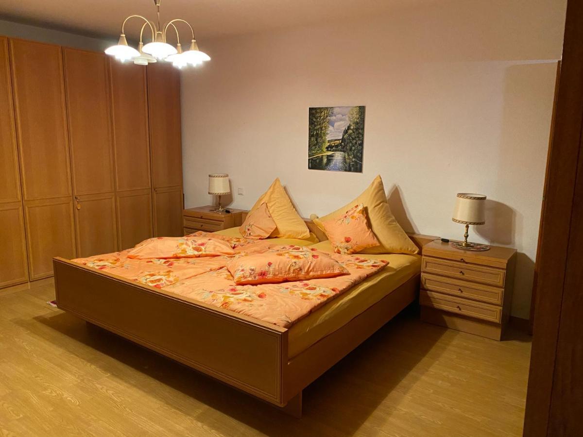 Ferienwohnung Mit Garten Pirmasens Dış mekan fotoğraf